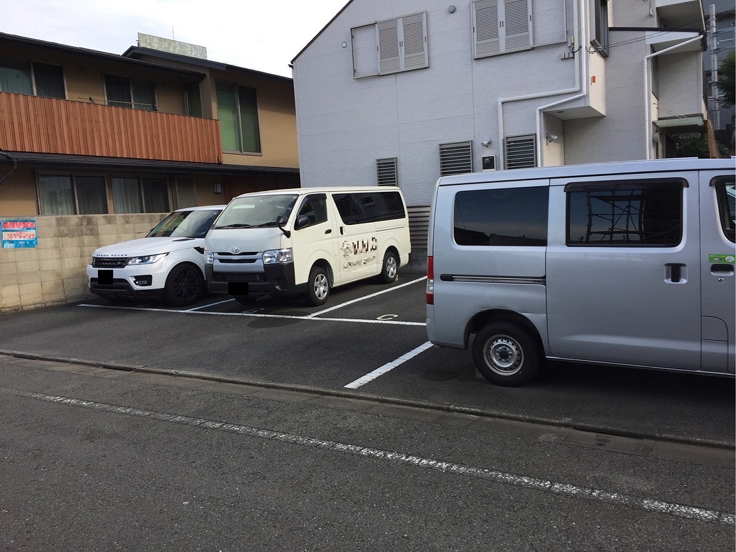 世田谷区瀬田２丁目　月極駐車場